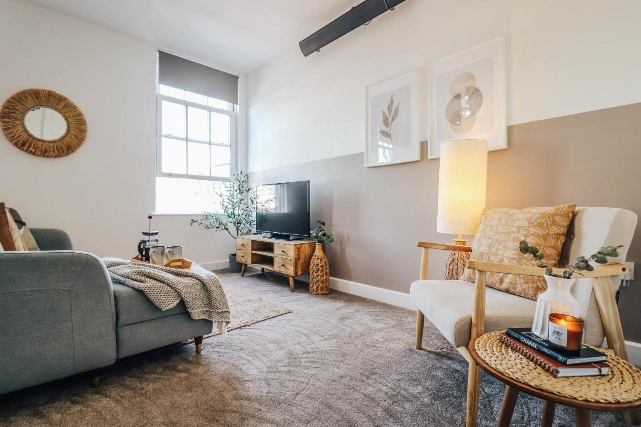 Principality View Apartment Two, By Solace Stays Cardiff Exterior photo