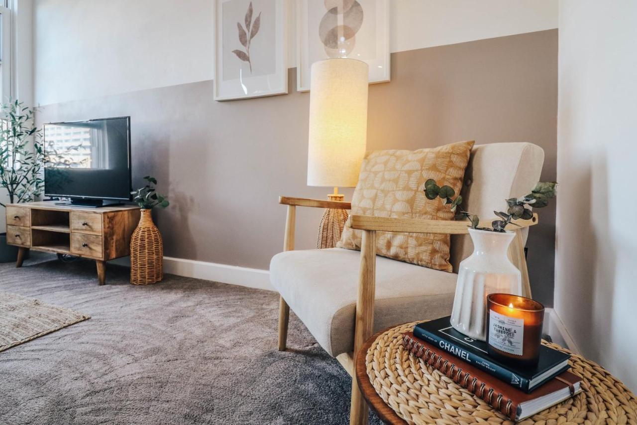 Principality View Apartment Two, By Solace Stays Cardiff Exterior photo